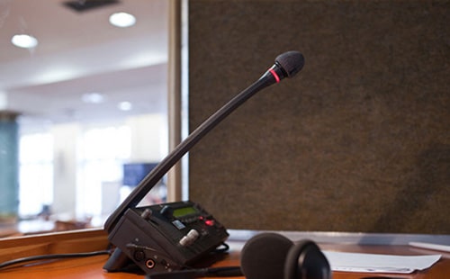 英語同聲翻譯多少錢一天?英語同聲傳譯價格標準 英語同聲翻譯多少錢一天?英語同聲傳譯價格標準